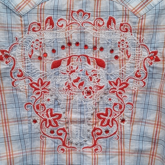 Vigoss Embellished Button Shirt - Picture 4 of 8